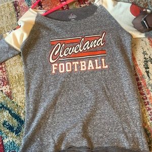 Med browns shirt